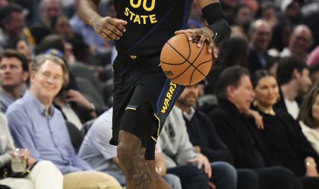 末节51-26逆转开拓者！勇士替补全场狂轰87分