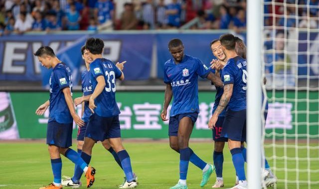 竞技宝网页版-申花遭遇人员危机 马纳法休赛两月斯卢茨基迎考验